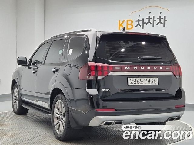 Kia Mohave Diesel 3.0 4WD 6-Seater Platinum — пробег 117 262 км — фото 2 из 5