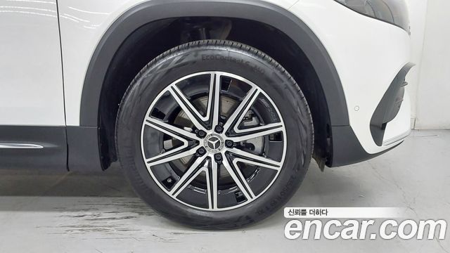 Mercedes-Benz EQB EQB300 4MATIC AMG Line — пробег 9 543 км — фото 5 из 5