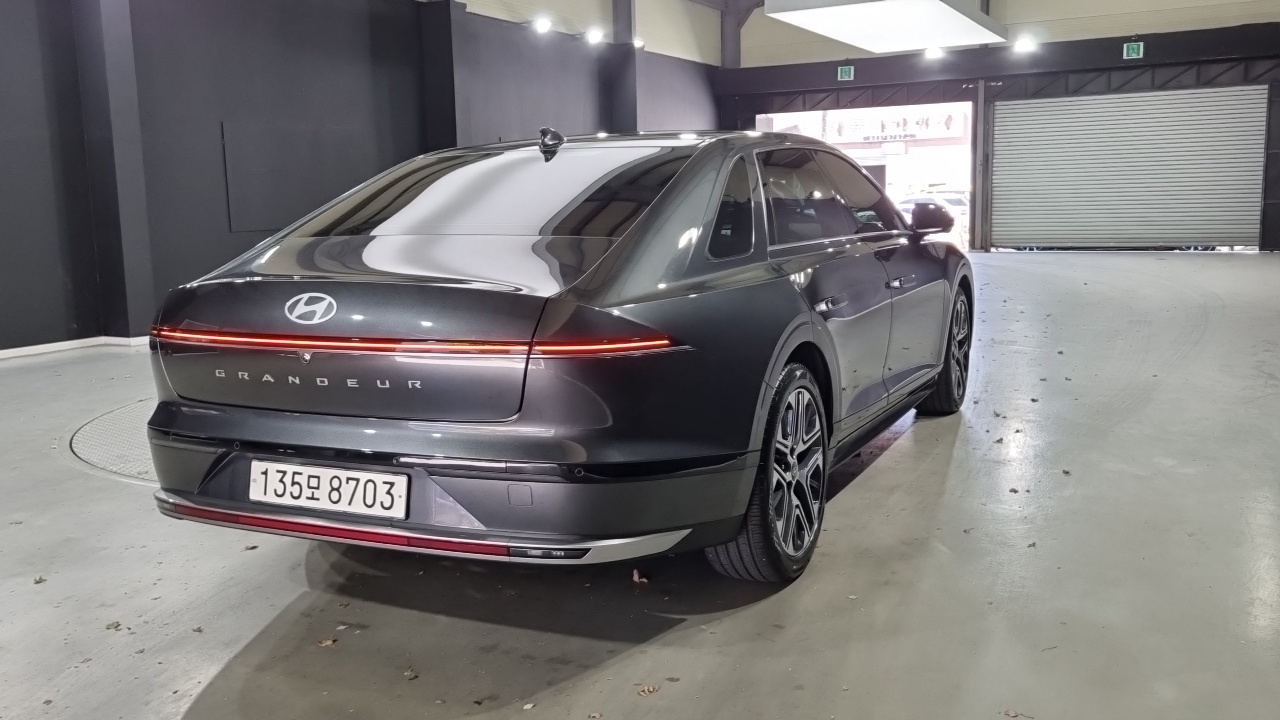 Hyundai Grandeur из Кореи Encar