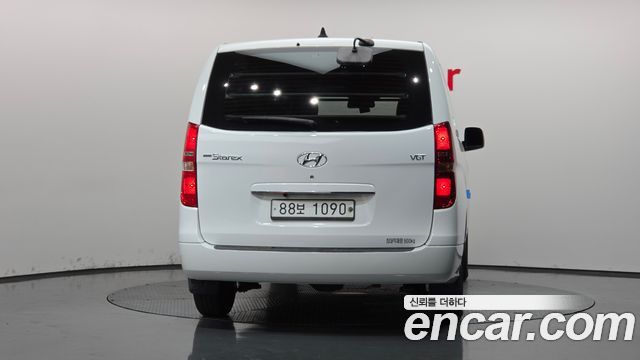 Hyundai Starex 3-Seater VAN CVX Luxury — пробег 74 796 км — фото 4 из 5