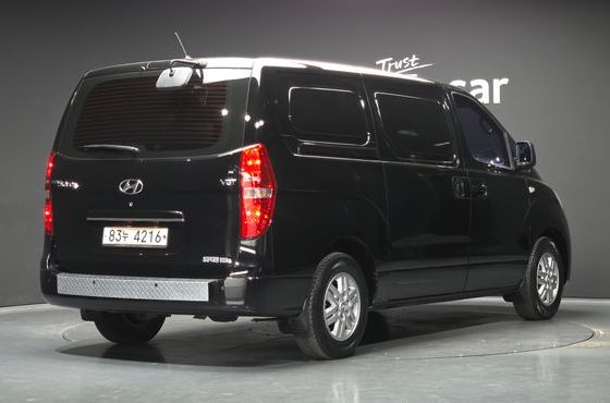 Hyundai Starex 3-Seater VAN Smart — пробег 3 626 км — фото 2 из 5
