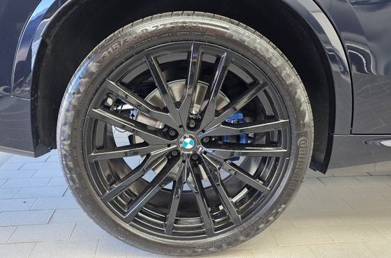 BMW X5 xDrive 40i M Sport Pro — пробег 4 563 км — фото 5 из 5