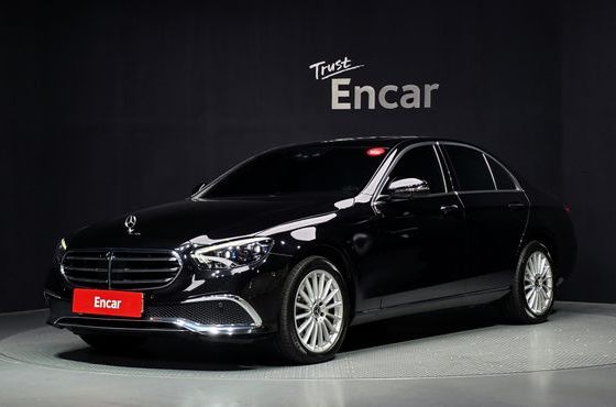 Mercedes-Benz E-Class E220d 4MATIC Exclusive — пробег 100 487 км — фото 1 из 5