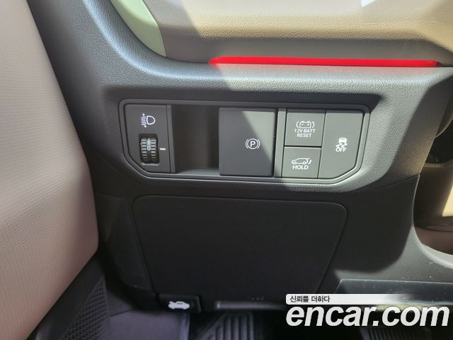 Kia Seltos HEV 1.6 2WD Signature — пробег 7 892 км — фото 5 из 5