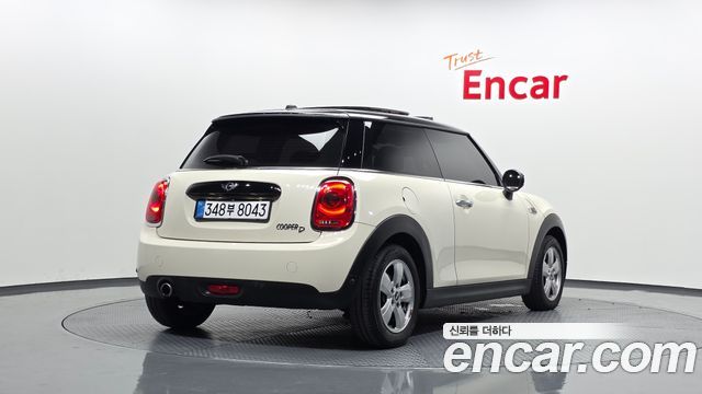 Mini Cooper Standard 3rd — пробег 156 393 км — фото 2 из 5