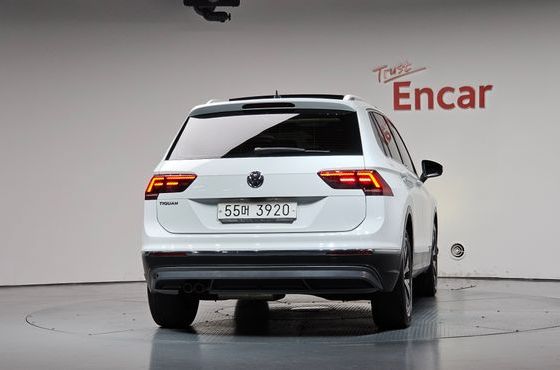 Volkswagen Tiguan 2.0 TDI Prestige — пробег 139 957 км — фото 4 из 5