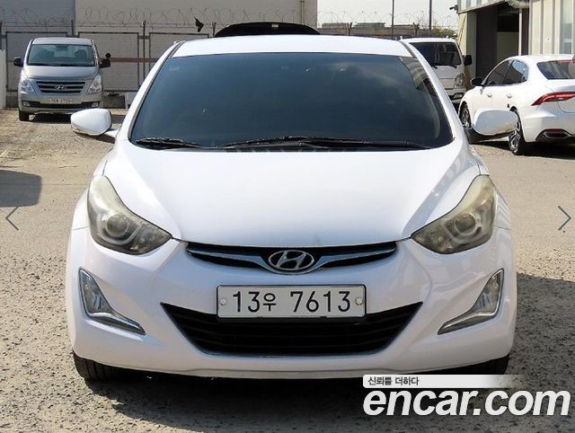 Hyundai AVANTE 1.6 VGT Modern Standard — пробег 256 685 км — фото 1 из 5