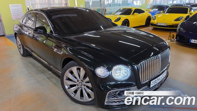 Bentley Flying Spur 4.0 — пробег 10 100 км — фото 1 из 5