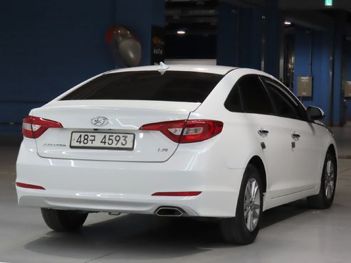 Hyundai Sonata LPI Premium — пробег 209 653 км — фото 4 из 5