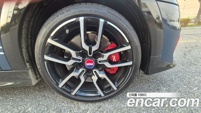 Mini Cooper JCW — пробег 2 702 км — фото 5 из 5