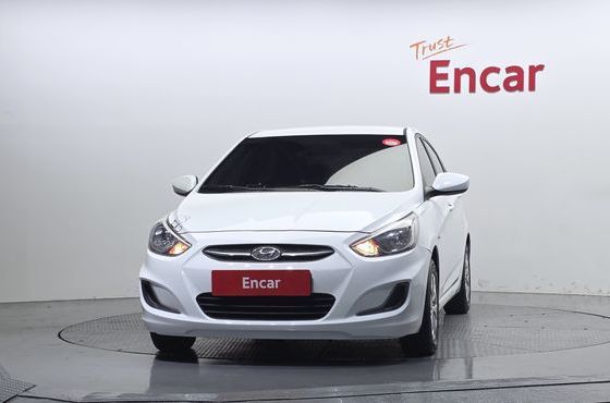 Hyundai Accent 1.4 VVT Smart — пробег 156 223 км — фото 3 из 5