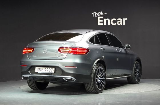 Mercedes-Benz GLC-Class GLC220 d 4MATIC Premium Coupe — пробег 37 356 км — фото 2 из 5