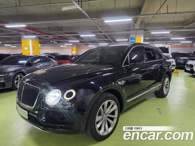 Bentley Bentayga 4.0 V8 — пробег 90 000 км — фото 2 из 5
