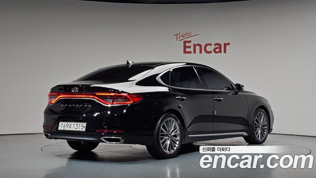 Hyundai Grandeur из Кореи Encar