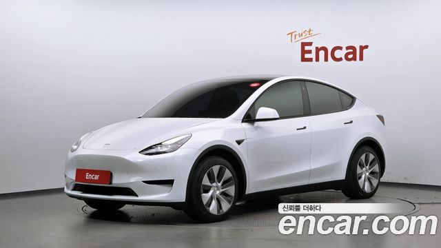 Tesla Model Y RWD — пробег 109 498 км — фото 1 из 5