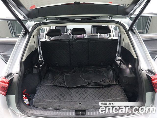 Volkswagen Tiguan 2.0 TSI Prestige — пробег 42 552 км — фото 5 из 5