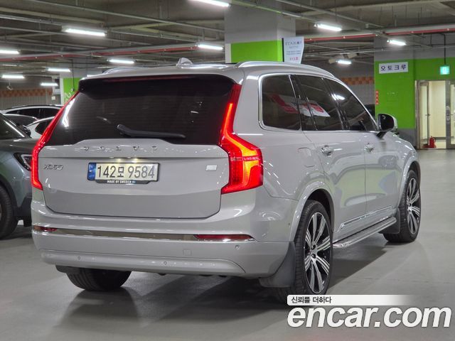Volvo XC90 T8 Ultimate Bright Hybrid — пробег 80 256 км — фото 4 из 5