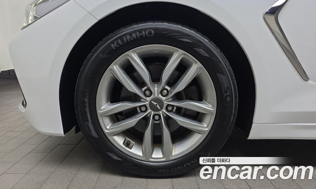Genesis G70 из Кореи Encar
