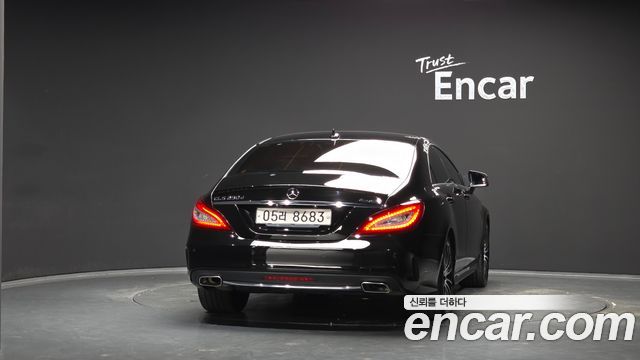 Mercedes-Benz CLS-Class CLS250 d 4MATIC AMG Line — пробег 204 905 км — фото 4 из 5