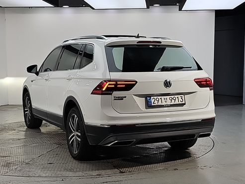 Volkswagen Tiguan 2.0 TDI Prestige — пробег 147 274 км — фото 3 из 5