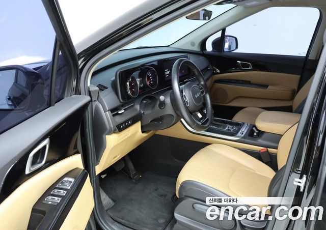 Kia Carnival Diesel 9-Seater Prestige — пробег 74 908 км — фото 4 из 5