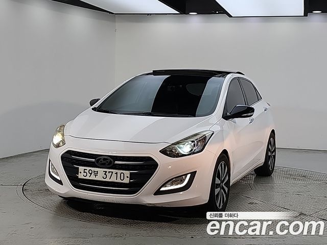 Hyundai i30 Diesel 1.6 PYL — пробег 166 000 км — фото 1 из 5