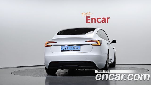 Tesla Model 3 RWD — пробег 26 997 км — фото 4 из 5