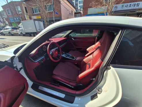 Porsche 911 Carrera S — пробег 31 000 км — фото 4 из 5