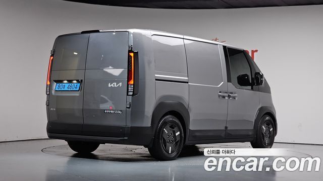 Kia PV5 Cargo Long Long Range Basic — пробег 22 632 км — фото 2 из 5