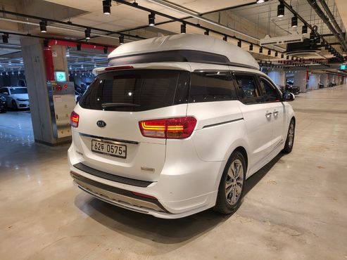 Kia Carnival 9-seater Limousine(Special vehicle) — пробег 169 065 км — фото 4 из 5