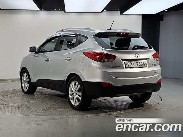 Hyundai Tucson Diesel 4WD LX20 Premier — пробег 186 374 км — фото 3 из 5