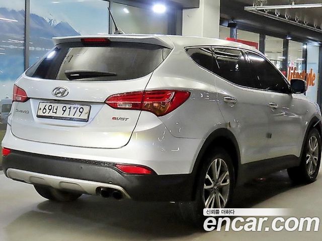 Hyundai Santafe Diesel(e-VGT) 2.0 2WD Morden — пробег 186 525 км — фото 4 из 5