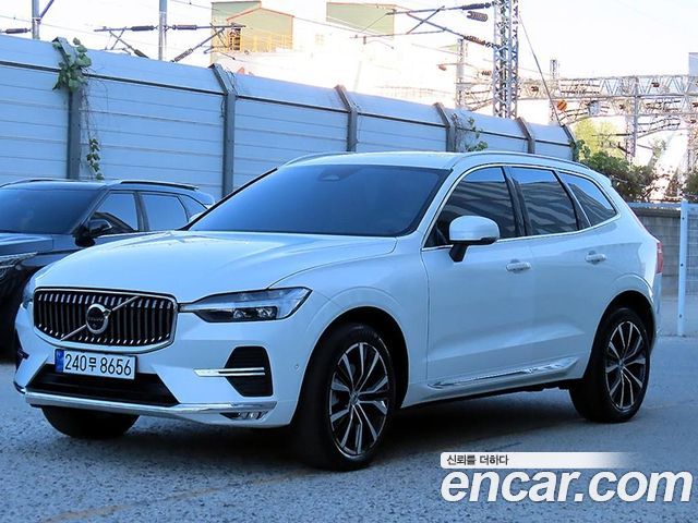 Volvo XC60 B6 Ultimate Bright — пробег 55 381 км — фото 1 из 5
