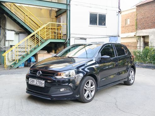 Volkswagen Polo 1.6 TDI R-Line 5th — пробег 77 164 км — фото 1 из 5