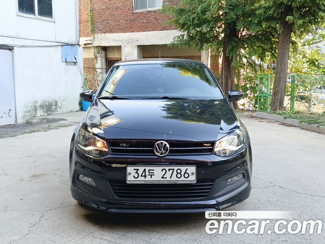 Volkswagen Polo 1.6 TDI R-Line 5th — пробег 77 164 км — фото 2 из 5