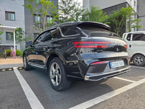 Genesis GV70 2.5T Gasoline AWD — пробег 40 500 км — фото 3 из 5
