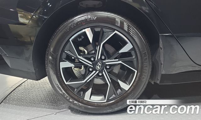 Hyundai Sonata 2.0 Premium — пробег 17 598 км — фото 5 из 5