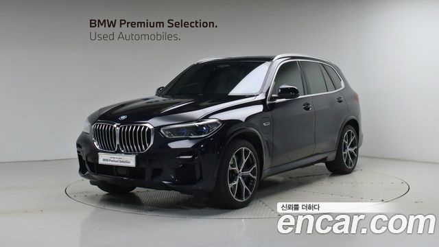 BMW X5 xDrive 45e M Sport — пробег 54 763 км — фото 1 из 5