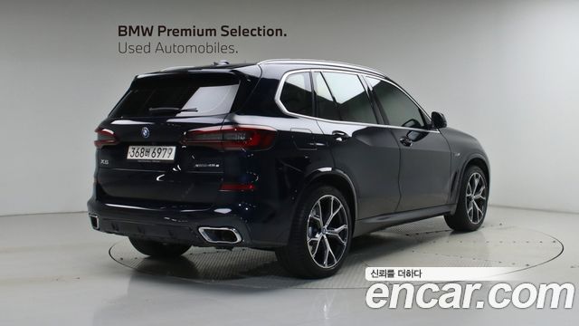BMW X5 xDrive 45e M Sport — пробег 54 763 км — фото 2 из 5