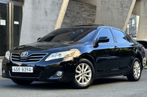 Toyota Camry XLE — пробег 306 585 км — фото 2 из 5