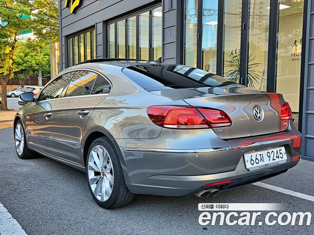 Volkswagen CC 2.0 TSI — пробег 66 000 км — фото 2 из 5