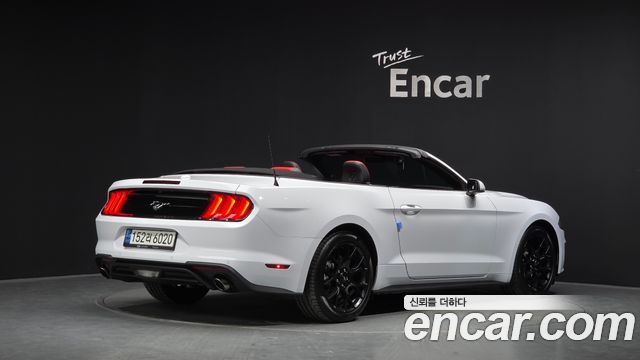 Ford Mustang Convertible — пробег 20 158 км — фото 2 из 5