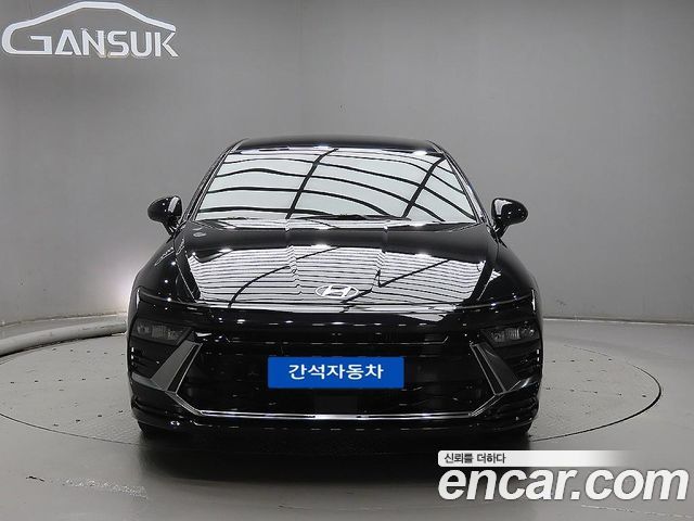 Hyundai Sonata 1.6 Turbo Premium — пробег 18 000 км — фото 1 из 5