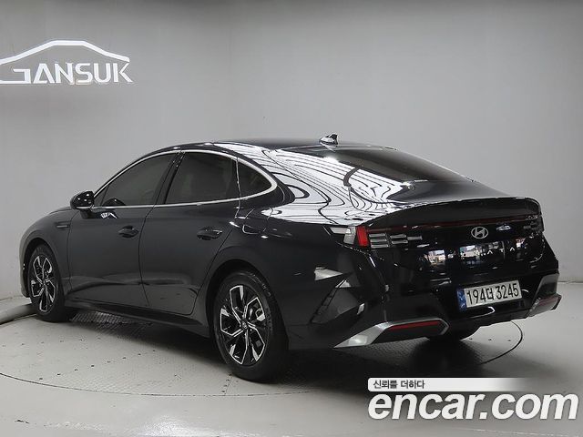 Hyundai Sonata 1.6 Turbo Premium — пробег 18 000 км — фото 3 из 5