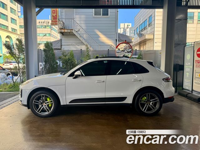Porsche Macan из Кореи Encar