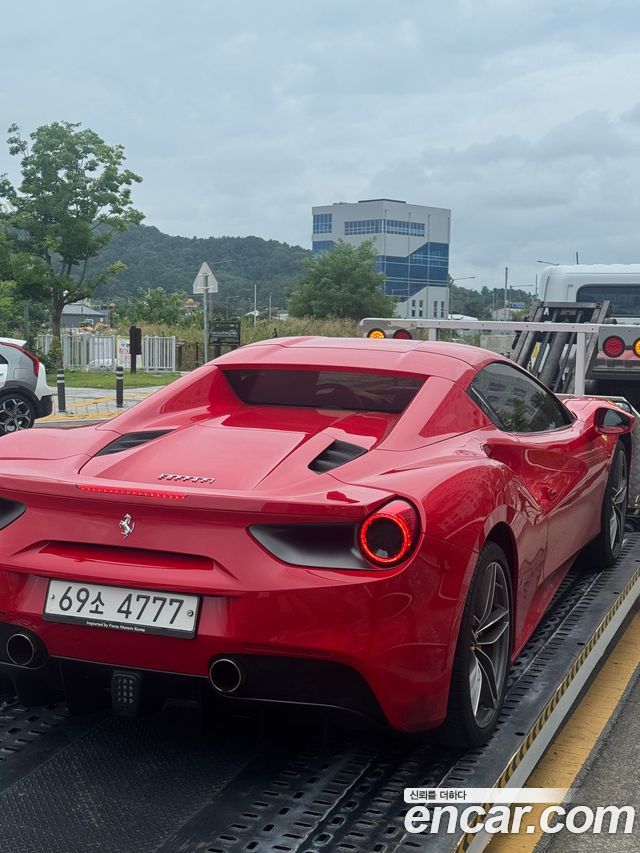 Ferrari 488 3.9 — пробег 51 500 км — фото 2 из 5