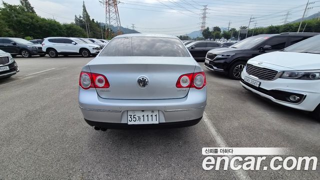 Volkswagen Passat 2.0 TDI Luxury Edition B6 — пробег 247 902 км — фото 3 из 5