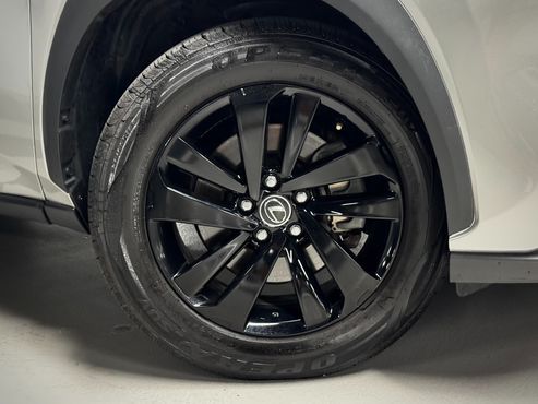 Lexus NX Supreme — пробег 105 729 км — фото 5 из 5