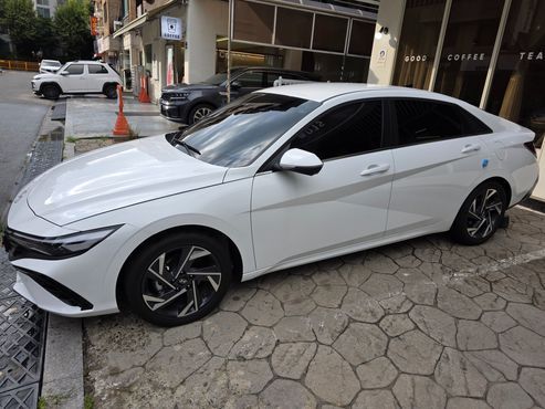 Hyundai AVANTE Inspiration — пробег 6 100 км — фото 2 из 5