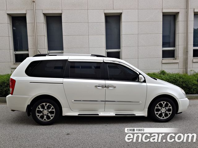 Kia Carnival Grand Carnival GLX Premium — пробег 120 000 км — фото 4 из 5